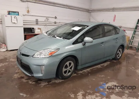 2014 Toyota Prius Three из США, поврежденный, VIN JTDKN3DU0E1771973